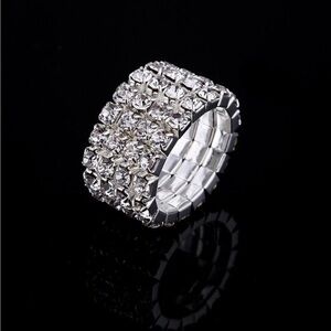 Rhinestone 4 Row ring stretch adjustable ring NWT New Size 5.5 or 6